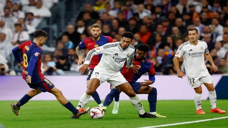 Số liệu thống kê về Real Madrid gặp Barcelona 01