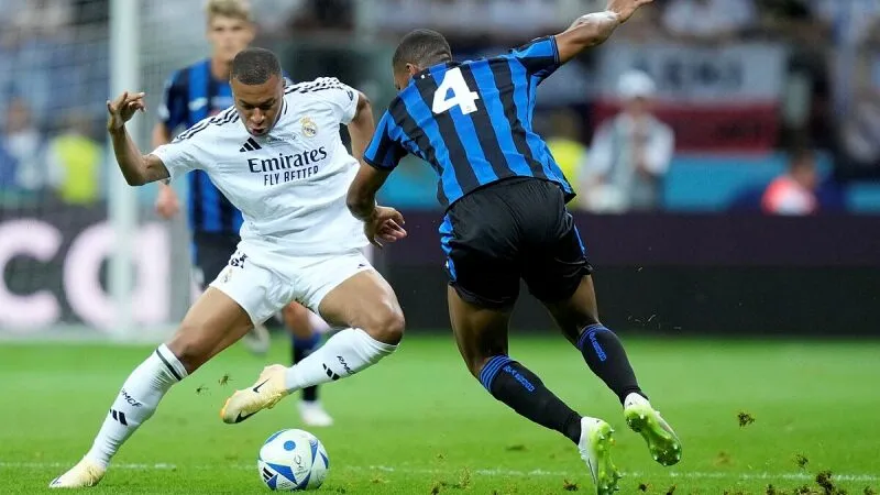 Real Madrid đấu với Atalanta 02