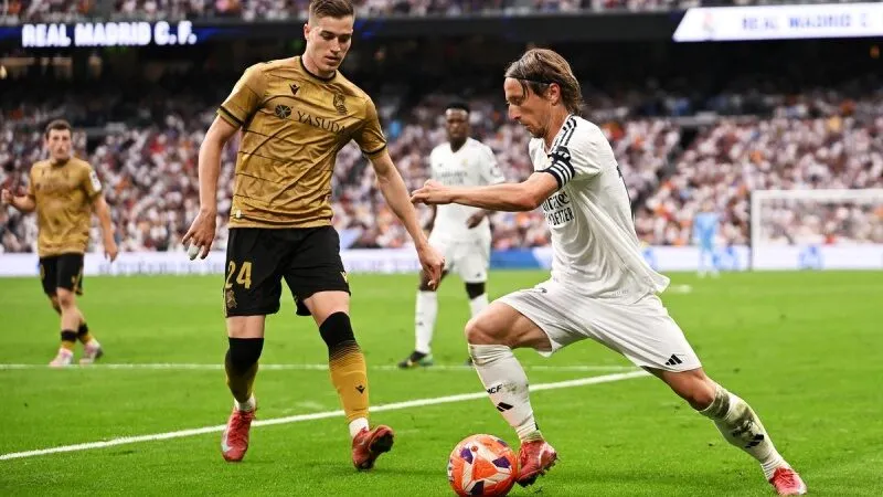 Real Sociedad đấu với Real Madrid 01
