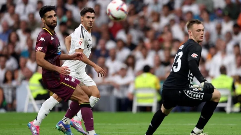 Real Madrid đấu với Valladolid 01