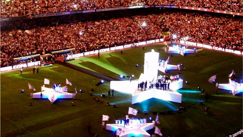 Phân Tích Khoảng Cách Điểm Số Với Đối Thủ Mùa Giải 2025/26